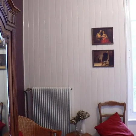 Chambres Et Table D'hotes Les Garachons