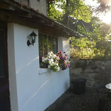 Chambres Et Table D'hotes Les Garachons * Sauret-Besserve