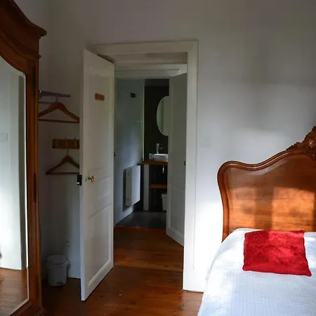 Chambres Et Table D'hotes Les Garachons * Sauret-Besserve